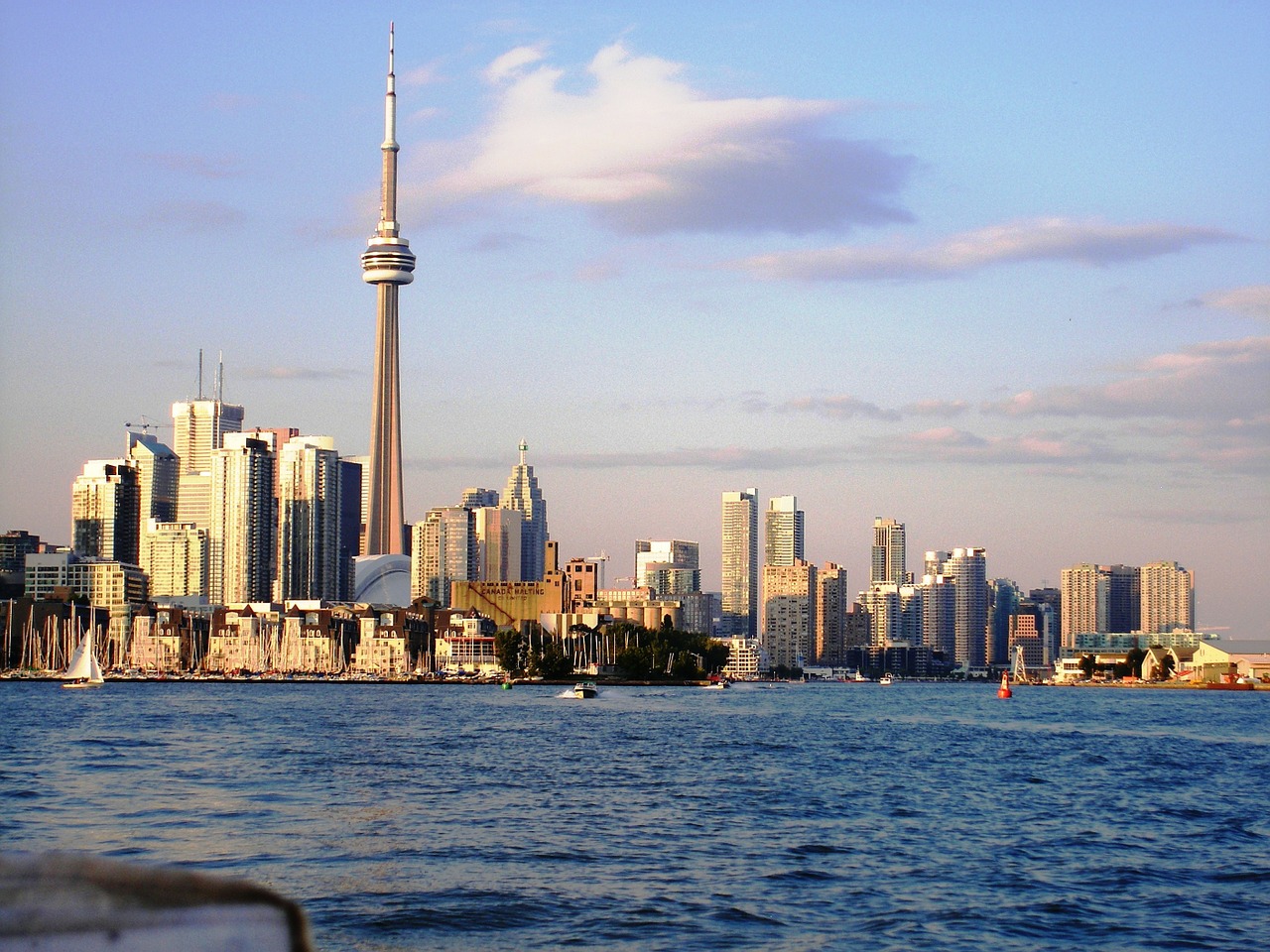 skyline-toronto