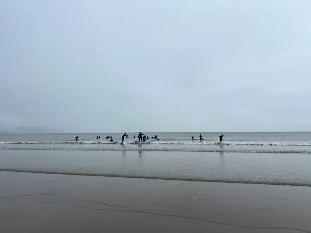 campamentos-internacionales-surf-4